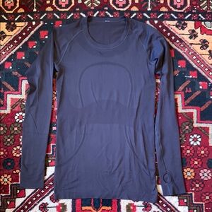 Lululemon Swiftly Tech Shirt with Long Sleeves, Size 6